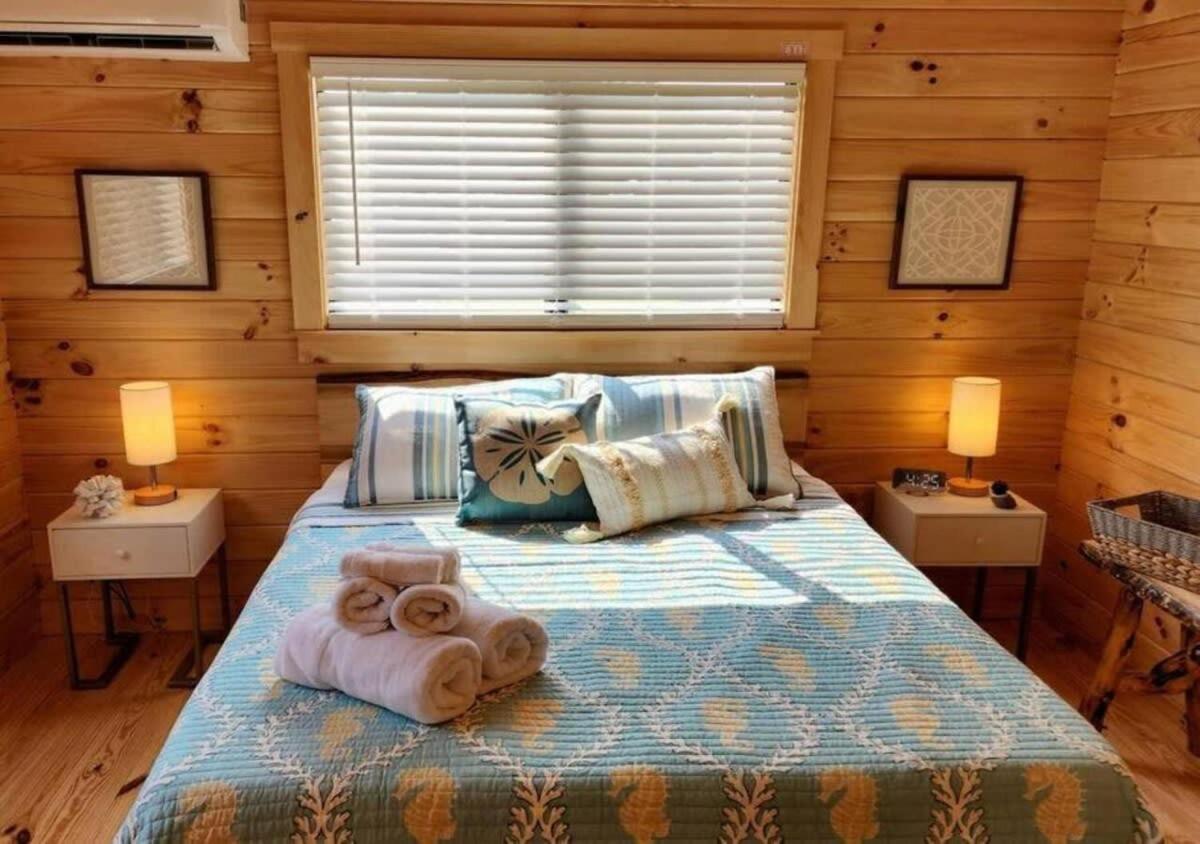 Water View Cabin Near North Topsail Beach Sneads Ferry Exteriör bild